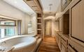 3-этажный коттедж 2 400 м² с отделкой