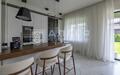 2-этажный коттедж 240 м² с отделкой