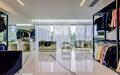 3-этажный коттедж 2 300 м² с отделкой