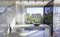 3-этажный коттедж 2 300 м² с отделкой
