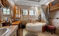 3-этажный коттедж 650 м² с отделкой