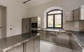 3-этажный коттедж 1 150 м² с отделкой