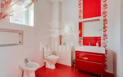 3-этажный коттедж 400 м² с отделкой