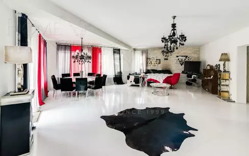 3-этажный коттедж 860 м² с отделкой