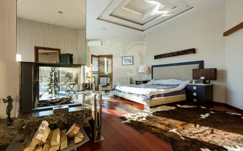 3-этажный коттедж 2 400 м² с отделкой