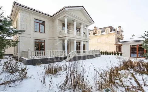 2-этажный коттедж 420 м² без отделки