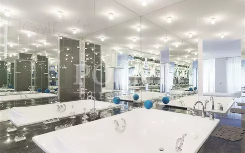 3-КОМН. КВАРТИРА С ОТДЕЛКОЙ 205 М² НА 10 ЭТАЖЕ