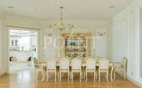 2-этажный коттедж 1 800 м² с отделкой