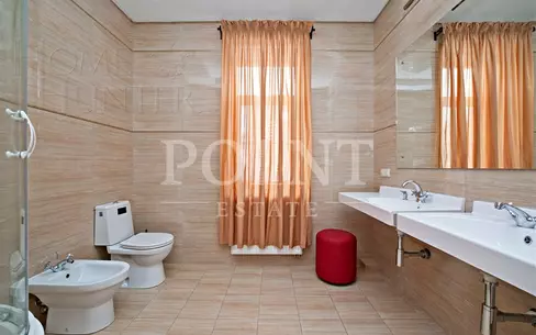2-этажный коттедж 700 м² с отделкой
