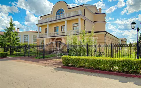 2-этажный коттедж 600 м² без отделки