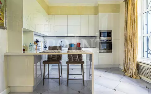 2-этажный коттедж 320 м² с отделкой