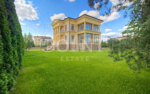2-этажный коттедж 800 м² с отделкой