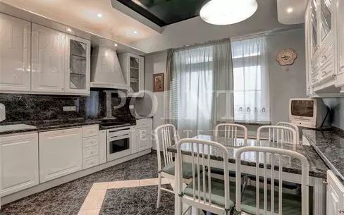 5-КОМН. КВАРТИРА С ОТДЕЛКОЙ 160 М² НА 8 ЭТАЖЕ