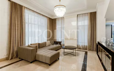 2-этажный коттедж 400 м² с отделкой