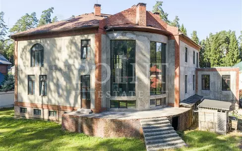 2-этажный коттедж 950 м² без отделки