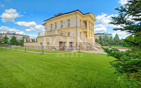 2-этажный коттедж 800 м² с отделкой
