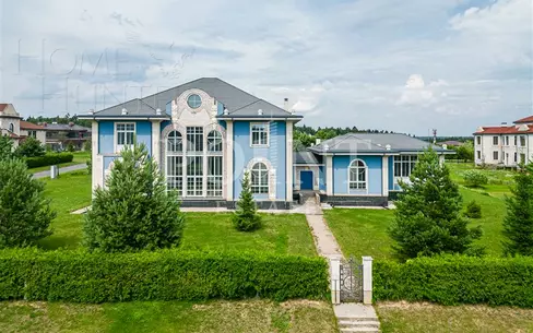 2-этажный коттедж 1 119 м² без отделки