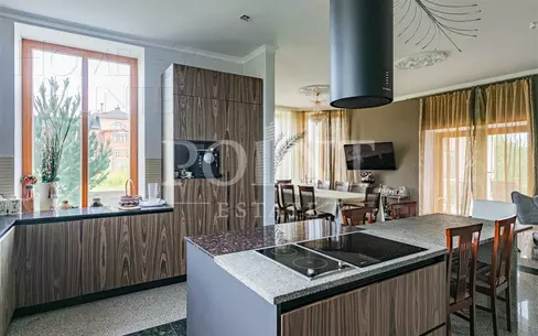 2-этажный коттедж 750 м² с отделкой