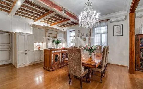3-КОМН. КВАРТИРА С ОТДЕЛКОЙ 135 М² НА 2 ЭТАЖЕ