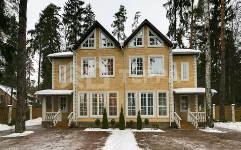 2-этажный таунхаус 385 м² с отделкой