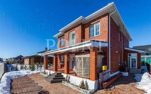 2-этажный коттедж 280 м² с отделкой