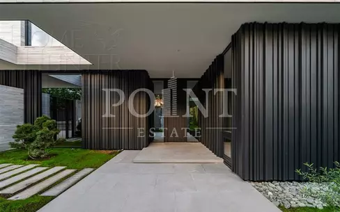 2-этажный коттедж 1 050 м² без отделки
