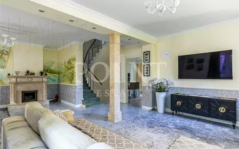 2-этажный коттедж 320 м² с отделкой
