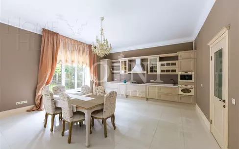 2-этажный коттедж 732 м² с отделкой