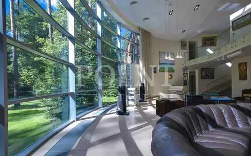 2-этажный коттедж 1 500 м² с отделкой