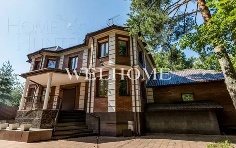 2-этажный коттедж 600 м² с отделкой