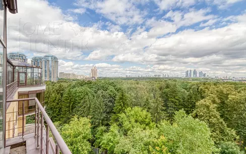 10-КОМН. ПЕНТХАУС БЕЗ ОТДЕЛКИ 690 М² НА 7 ЭТАЖЕ