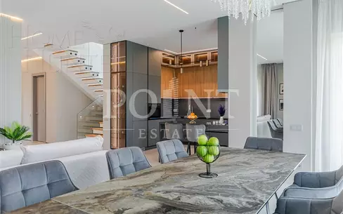 2-этажный коттедж 250 м² с отделкой