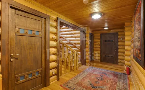 3-этажный коттедж 550 м² с отделкой