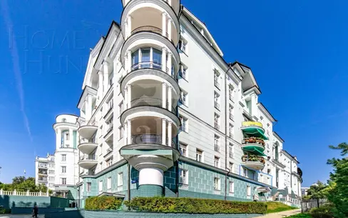 4-КОМН. КВАРТИРА С ОТДЕЛКОЙ 190 М² НА 1 ЭТАЖЕ