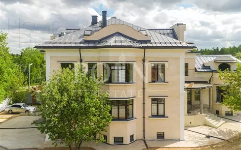 2-этажный коттедж 931.2 м² с отделкой