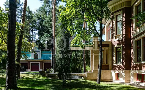 2-этажный коттедж 1 045 м² без отделки