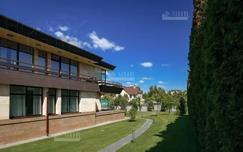 2-этажный коттедж 967.94 м² с отделкой