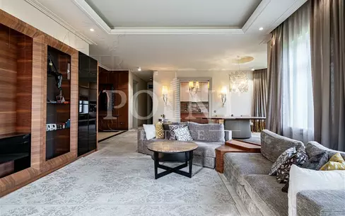 2-этажный коттедж 373 м² с отделкой