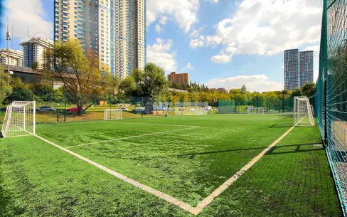 5-УРОВНЕВЫЙ ТАУНХАУС С ОТДЕЛКОЙ 783.4 М² НА 1 ЭТАЖЕ