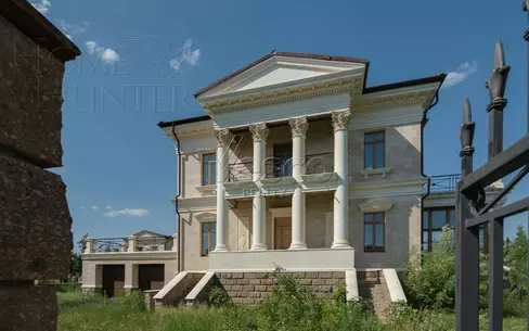 2-этажный коттедж 680 м² без отделки