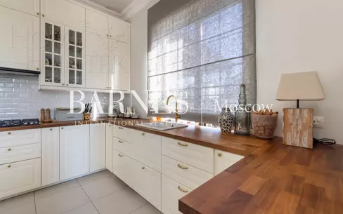 2-этажный коттедж 200.4 м² с отделкой