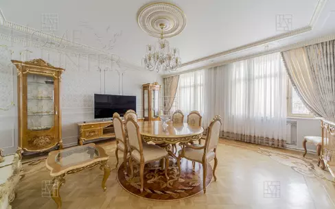 4-комн. кв., 190 м², 7/19 этаж