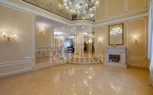 3-этажный коттедж 700 м² с отделкой