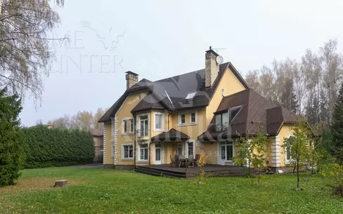 3-этажный коттедж 700 м² с отделкой