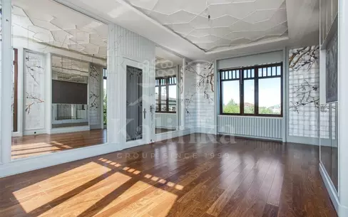 2-этажный коттедж 1 244 м² с отделкой