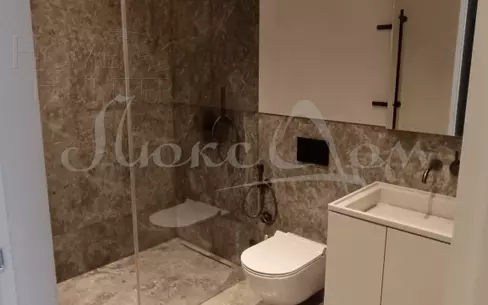 3-КОМН. КВАРТИРА С ОТДЕЛКОЙ 1 056 М² НА 4 ЭТАЖЕ