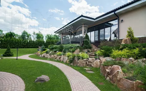 2-этажный коттедж 481 м² с отделкой