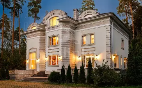 2-этажный коттедж 800 м² с отделкой