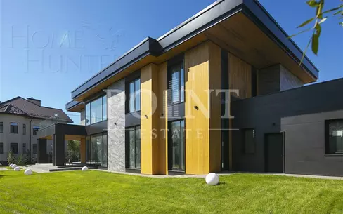 2-этажный коттедж 853.2 м² без отделки