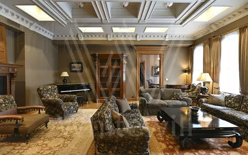 3-КОМН. КВАРТИРА С ОТДЕЛКОЙ 161.6 М² НА 2 ЭТАЖЕ